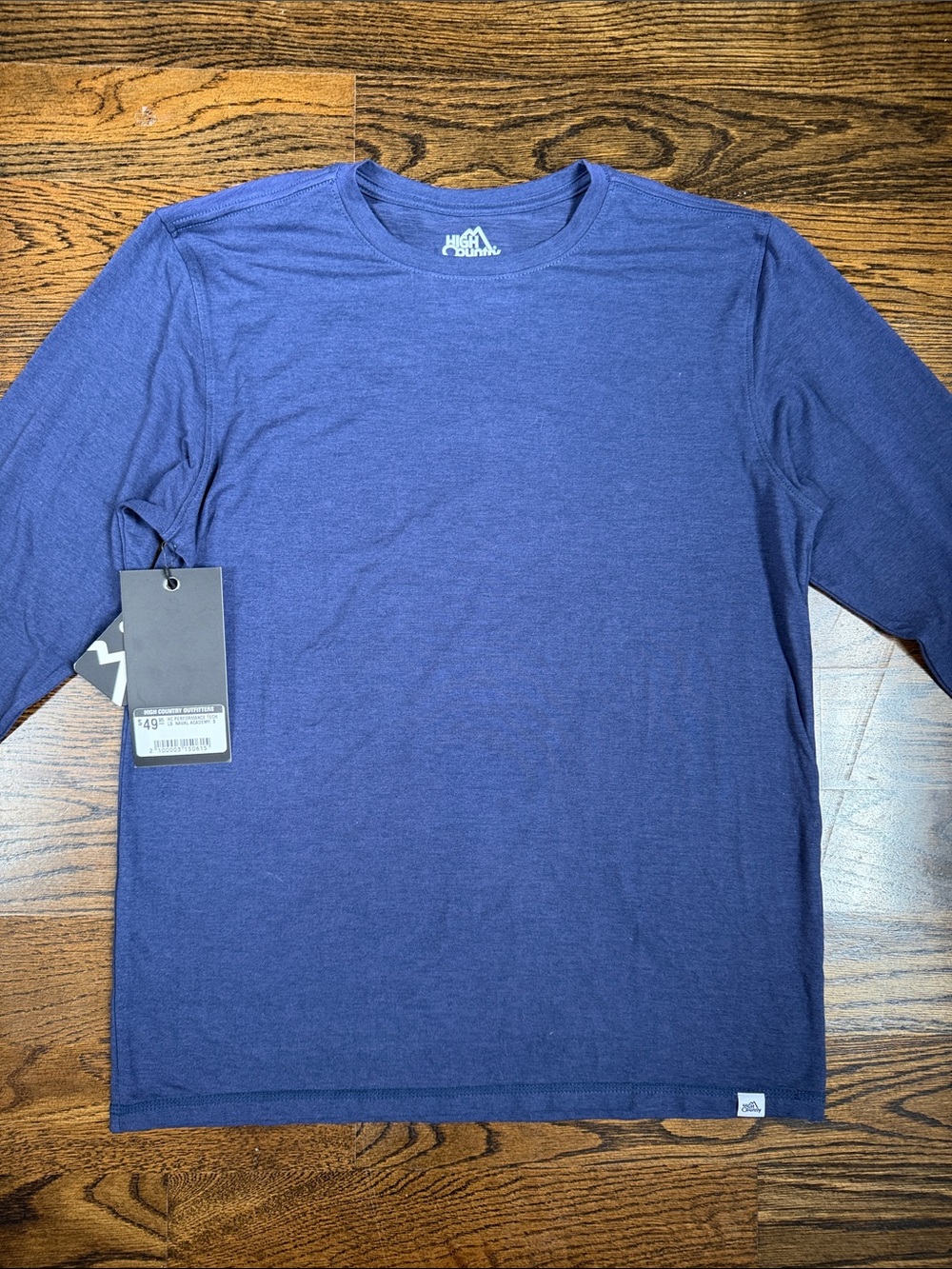 High Country Long Sleeve T-Shirt Size Small NWT